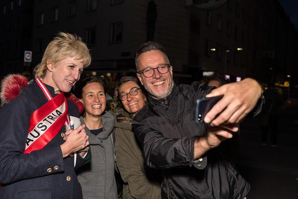 Barbara Ungepflegt: Ministerium für Heimatschmutz (Eröffnung Keplerplatz, 9.9.2019) http://www.bm-heimatschmutz.at | Foto: eSeL.at - Helmut Prochart Foto: eSeL.at - Helmut Prochart