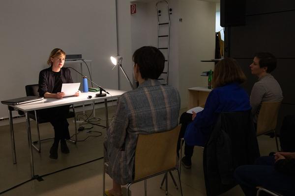 Kunstraum Niederösterreich: Care Matters. Marlies Pöschl - Lecture-Performance & Podiumsdiskussion (10.5.2019) https://esel.cc/CareMatters | Foto: eSeL Foto: eSeL.at - Lorenz Seidler