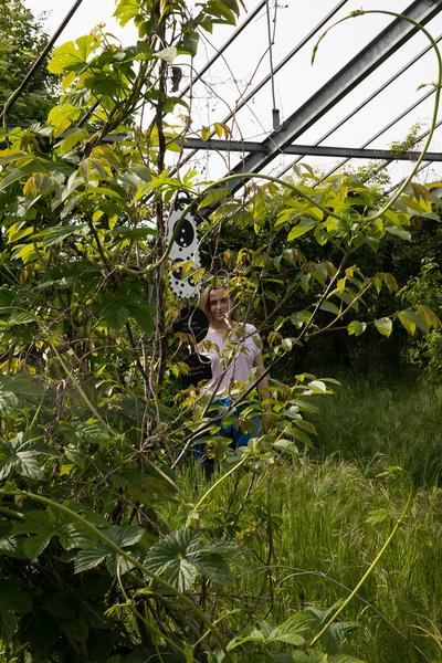 Club Real - Jenseits der Natur: Zweite Sitzung des Gartenparlaments (brut & KOER, 11.5.2019, Gewächshaus im Floridsdorfer Donaufeld, Nordmanngasse 60) https://esel.cc/ClubReal_brut | https://esel.cc/ClubReal_KOER | Foto: eSeL Foto: eSeL.at - Lorenz Seidler