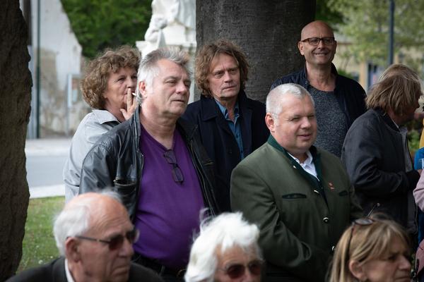 Kunstraum Weikendorf: Constantin Luser: Black Trombone (Eröffnung, 26.4.2019, Kunst im öffentlichen Raum Niederösterreich) https://esel.at/termin/100959 | Foto: eSeL Foto: eSeL.at - Lorenz Seidler