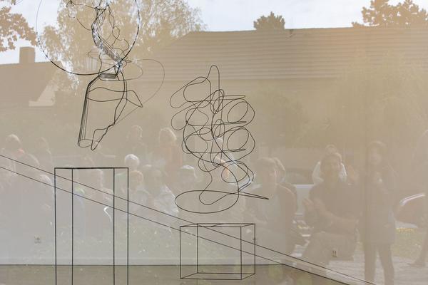 Kunstraum Weikendorf: Constantin Luser: Black Trombone (Eröffnung, 26.4.2019, Kunst im öffentlichen Raum Niederösterreich) https://esel.at/termin/100959 | Foto: eSeL Foto: eSeL.at - Lorenz Seidler
