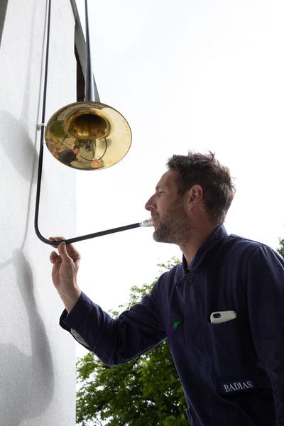 Kunstraum Weikendorf: Constantin Luser: Black Trombone (Eröffnung, 26.4.2019, Kunst im öffentlichen Raum Niederösterreich) https://esel.at/termin/100959 | Foto: eSeL Foto: eSeL.at - Lorenz Seidler