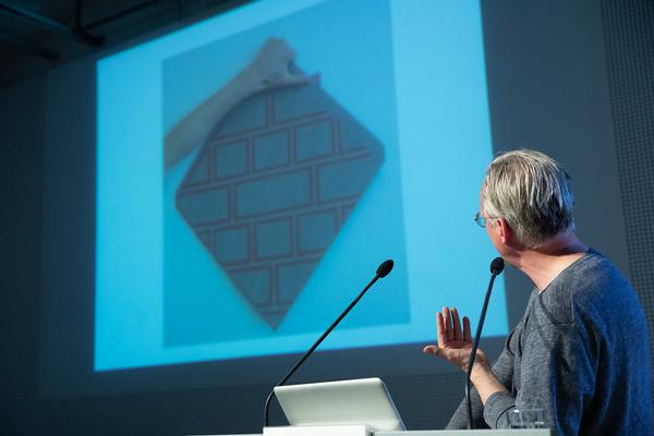 Architekturzentrum Wien: Jan de Vylder @ Critical Care – Symposium (21.6.2019) https://www.azw.at/de/termin/critical-care-symposium | Foto: eSeL Foto: eSeL.at - Lorenz Seidler