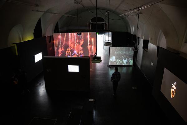 frei_raum Q21 exhibition space: Dance Of Urgency (MQ, 25.4. - 1.9.2019)  https://danceofurgency.com | Foto: eSeL Foto: eSeL.at - Lorenz Seidler