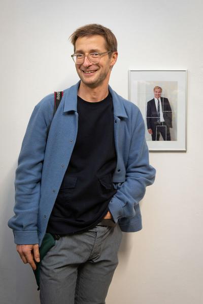 das weisse haus: Kunst vor dem Markt. die weisse ab-haus-verkaufs-kunstschau #06 (Eröffnung 19.11.2019) https://w.dasweissehaus.at/en/exhibition/die-weisse-ab-haus-verkaufs-kunstschau-06 | Foto: eSeL.at - Hanna Gerstacker Foto: esel@esel.at