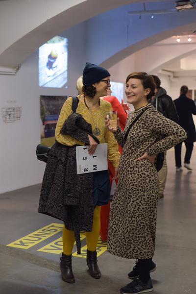das weisse haus: Kunst vor dem Markt. die weisse ab-haus-verkaufs-kunstschau #06 (Preview, 18.11.2019) https://w.dasweissehaus.at/en/exhibition/die-weisse-ab-haus-verkaufs-kunstschau-06 | Foto: eSeL.at - Joanna Pianka