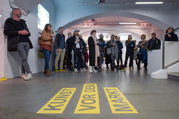 das weisse haus: Kunst vor dem Markt. die weisse ab-haus-verkaufs-kunstschau #06 (Preview, 18.11.2019) https://w.dasweissehaus.at/en/exhibition/die-weisse-ab-haus-verkaufs-kunstschau-06 | Foto: eSeL.at - Joanna Pianka
