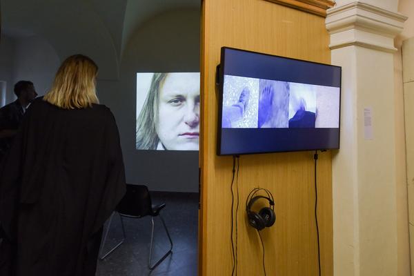 das weisse haus: Kunst vor dem Markt. die weisse ab-haus-verkaufs-kunstschau #06 (Preview, 18.11.2019) https://w.dasweissehaus.at/en/exhibition/die-weisse-ab-haus-verkaufs-kunstschau-06 | Foto: eSeL.at - Joanna Pianka