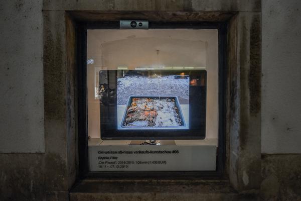 das weisse haus: Kunst vor dem Markt. die weisse ab-haus-verkaufs-kunstschau #06 (Preview, 18.11.2019) https://w.dasweissehaus.at/en/exhibition/die-weisse-ab-haus-verkaufs-kunstschau-06 | Foto: eSeL.at - Joanna Pianka