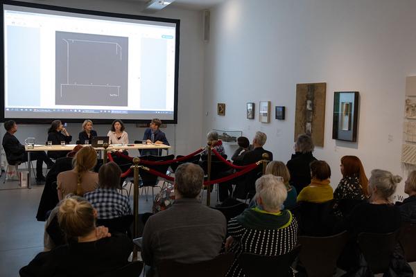 Dom Museum Wien: DOMerstagabend - Verwundbarkeit (in) der Kunst. KünstlerInnengespräch (15.5.2019) http://www.dommuseum.at/de/besuch/?kid=219&a=d | Foto: eSeL Foto: eSeL.at - Lorenz Seidler