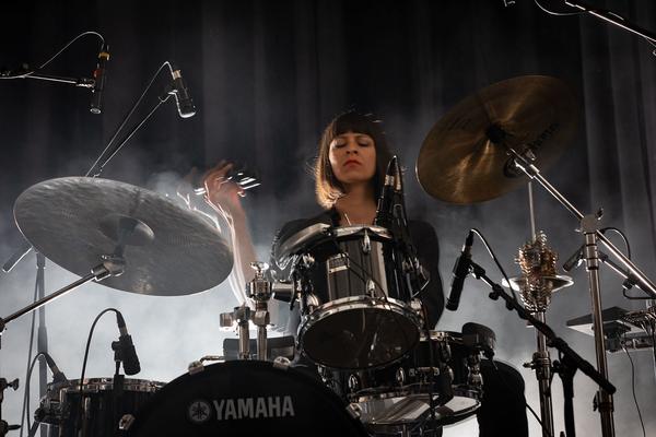 Katharina Ernst @ donaufestival 2019 "New Territories" (Eröffnungstag, 26.4.2019, Minoritenkirche) https://esel.at/termin/101192 | Foto: eSeL Foto: eSeL.at - Lorenz Seidler
