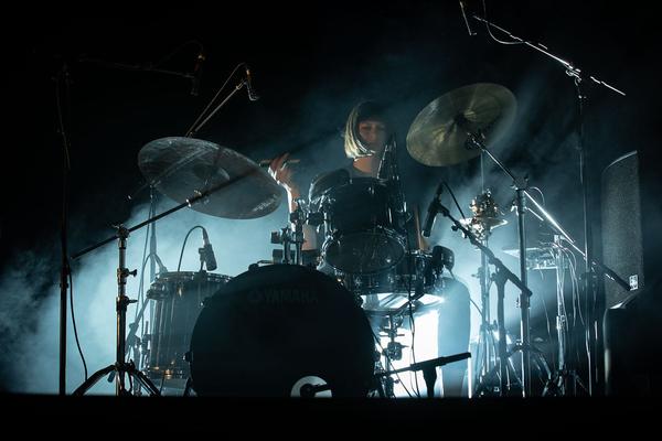 Katharina Ernst @ donaufestival 2019 "New Territories" (Eröffnungstag, 26.4.2019, Minoritenkirche) https://esel.at/termin/101192 | Foto: eSeL Foto: eSeL.at - Lorenz Seidler