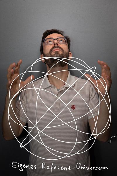 Schutzpatron für Eigenes Referenzuniversum / eSeL Kunst Bekenntnis Box (MQ-Edition, 5.9.2019) Foto: eSeL