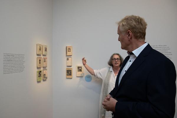 Albertina: Foto Buch Kunst (28. Juni - 22. September 2019) https://www.albertina.at/ausstellungen/foto.buch.kunst | Foto. eseL Foto: eSeL.at - Lorenz Seidler