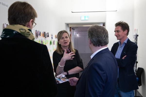 FOTO WIEN: Besuch Bürgermeister Michael Ludwig (Festivalzentrale, 6.4.2019) Foto: eSeL Foto: eSeL.at - Lorenz Seidler