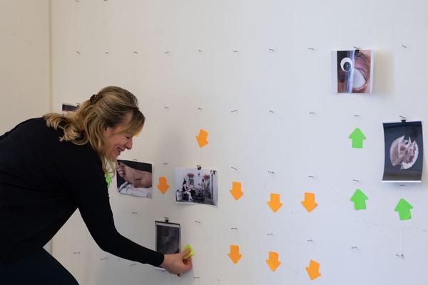Foto Wien: eSeL - Foto Tinder (Eröffnung Festivalzentrale, 20.3.2019) https://esel.at/termin/100000 | Foto: eSeL Foto: eSeL.at - Lorenz Seidler