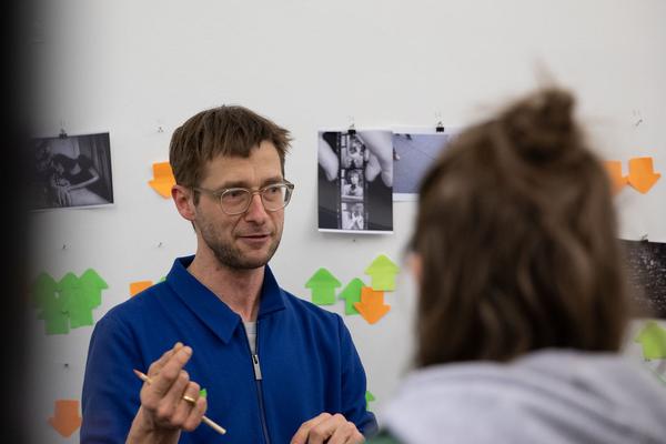 Foto Wien: eSeL - Foto Tinder (Eröffnung Festivalzentrale, 20.3.2019) https://esel.at/termin/100000 | (c) eSeL - Foto: Pablo Chiereghin Foto: (c) eSeL | Foto: Pablo Chiereghi