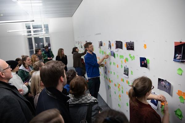 Foto Wien: eSeL - Foto Tinder (Eröffnung Festivalzentrale, 20.3.2019) https://esel.at/termin/100000 | (c) eSeL - Foto: Pablo Chiereghin Foto: (c) eSeL | Foto: Pablo Chiereghi