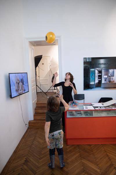 Philomena Plus: Fotostudio Großkopf & Rozenberg (16.11. - 7.12.2019) https://esel.at/termin/103906 | Foto: eSeL Foto: eSeL.at - Lorenz Seidler