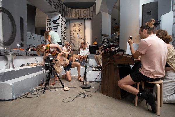 Kunsthalle Wien: Gelatin & Liam Gillick: Stinking Dawn  (4.7. - 6.10.2019, Sneak Peek) http://kunsthallewien.at/#/de/ausstellungen/gelatin-liam-gillick-stinking-dawn | Foto: eSeL Foto: eSeL.at - Lorenz Seidler