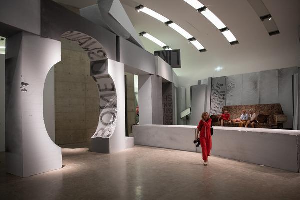 Kunsthalle Wien: Gelatin & Liam Gillick: Stinking Dawn  (4.7. - 6.10.2019, Sneak Peek) http://kunsthallewien.at/#/de/ausstellungen/gelatin-liam-gillick-stinking-dawn | Foto: eSeL Foto: eSeL.at - Lorenz Seidler