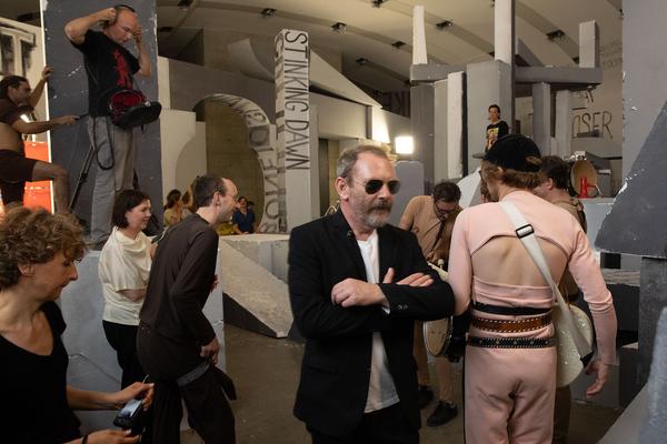 Kunsthalle Wien: Gelatin & Liam Gillick: Stinking Dawn  (4.7. - 6.10.2019, Drehtag 12.7.2019) http://kunsthallewien.at/#/de/ausstellungen/gelatin-liam-gillick-stinking-dawn | Foto: eSeL Foto: eSeL.at - Lorenz Seidler