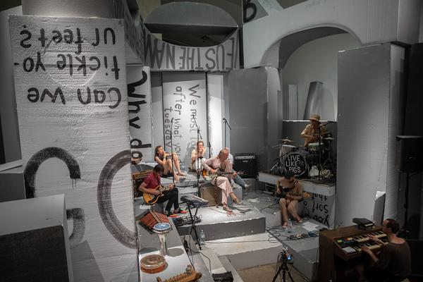 Kunsthalle Wien: Gelatin & Liam Gillick: Stinking Dawn  (4.7. - 6.10.2019, Sneak Peek) http://kunsthallewien.at/#/de/ausstellungen/gelatin-liam-gillick-stinking-dawn | Foto: eSeL Foto: eSeL.at - Lorenz Seidler