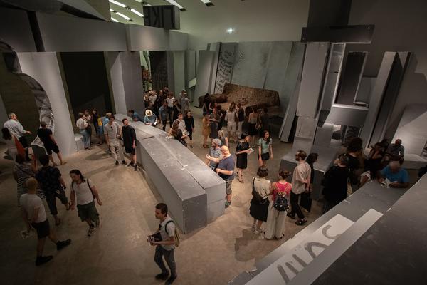 Kunsthalle Wien: Gelatin & Liam Gillick: Stinking Dawn  (4.7. - 6.10.2019, Sneak Peek) http://kunsthallewien.at/#/de/ausstellungen/gelatin-liam-gillick-stinking-dawn | Foto: eSeL Foto: eSeL.at - Lorenz Seidler