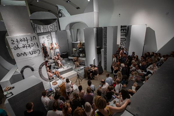 Kunsthalle Wien: Gelatin & Liam Gillick: Stinking Dawn  (4.7. - 6.10.2019, Sneak Peek) http://kunsthallewien.at/#/de/ausstellungen/gelatin-liam-gillick-stinking-dawn | Foto: eSeL Foto: eSeL.at - Lorenz Seidler