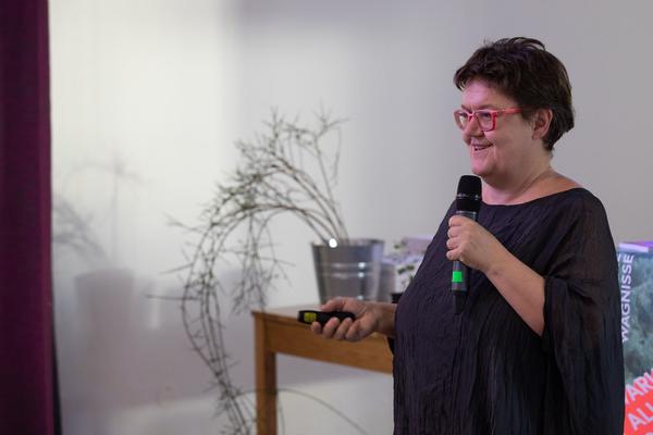 Belvedere 21: Michaela Moser / Wohnprojekt Wien @ Gemeinsame Wagnisse "Warum wir alle Familie sind. Die Koexistenz der Arten" (30.11.2019) https://www.belvedere.at/event/public-program-warum-wir-alle-familie-sind | Foto: eSeL Foto: eSeL.at - Lorenz Seidler