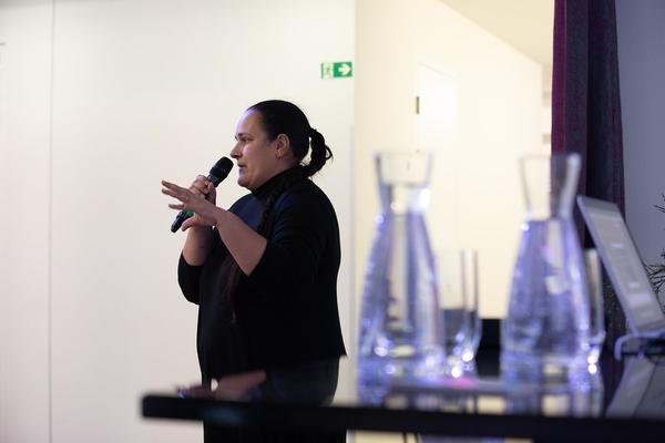 Belvedere 21: Künstlerinnengespräch Ruby Sircar & Tejal Shah - Gemeinsame Wagnisse "Warum wir alle Familie sind. Die Koexistenz der Arten" (30.11.2019) https://www.belvedere.at/event/public-program-warum-wir-alle-familie-sind | Foto: eSeL Foto: eSeL.at - Lorenz Seidler