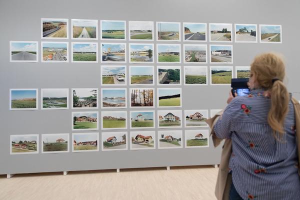 Landesgalerie Niederösterreich: Sehnsuchtsträume. Berührte Natur und besetzte Landschaften (26.05.–19.04.2020) https://www.lgnoe.at/de/ausstellungen/aktuell/sehnsuchtsraeume-beruehrte-natur-und-besetzte-landschaften | Foto: eSeL Foto: eSeL.at - Lorenz Seidler