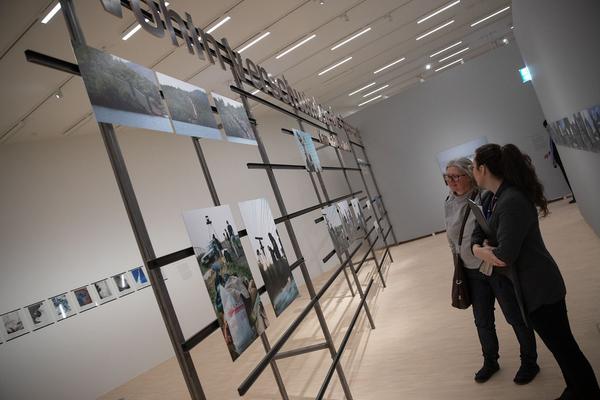 Landesgalerie Niederösterreich: Sehnsuchtsträume. Berührte Natur und besetzte Landschaften (26.05.–19.04.2020) https://www.lgnoe.at/de/ausstellungen/aktuell/sehnsuchtsraeume-beruehrte-natur-und-besetzte-landschaften | Foto: eSeL Foto: eSeL.at - Lorenz Seidler