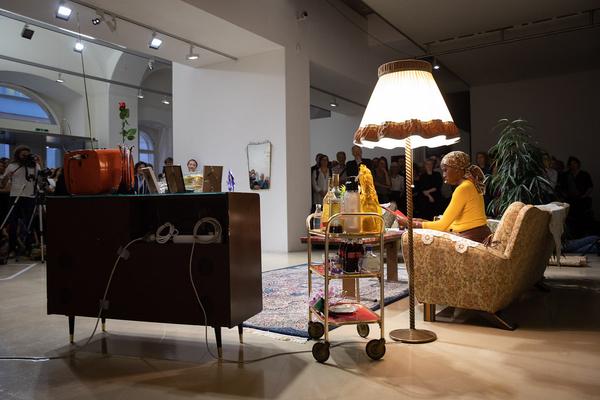 Kunstraum Niederösterreich: H13 Performance Award 2019  - Helena Eribenne (4.9.2019) https://www.kunstraum.net/de/ausstellungen/h13-2019-helena-eribenne | Foto: eSeL Foto: eSeL.at - Lorenz Seidler