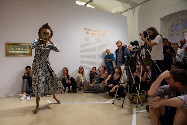 Kunstraum Niederösterreich: H13 Performance Award 2019  - Helena Eribenne (4.9.2019) https://www.kunstraum.net/de/ausstellungen/h13-2019-helena-eribenne | Foto: eSeL Foto: eSeL.at - Lorenz Seidler