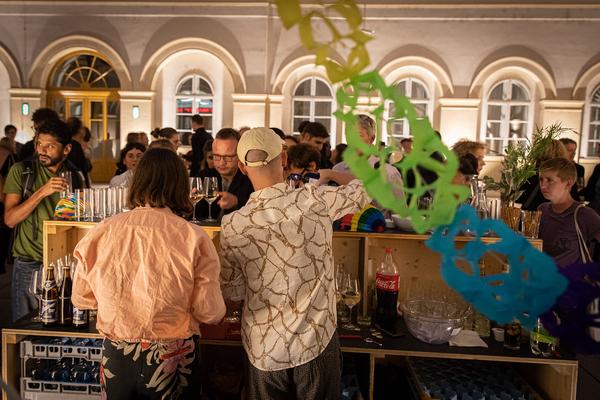 Kunstraum Niederösterreich: H13 Performance Award 2019  - Helena Eribenne (4.9.2019) https://www.kunstraum.net/de/ausstellungen/h13-2019-helena-eribenne | Foto: eSeL Foto: eSeL.at - Lorenz Seidler