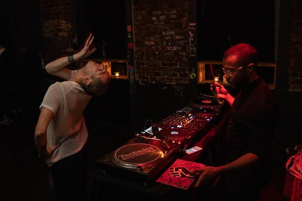 Independent Space Index: Opening Party (Celeste, 10.10.2019) https://independentspaceindex.at/2019/program/celeste | Foto: eSeL Foto: eSeL.at - Lorenz Seidler