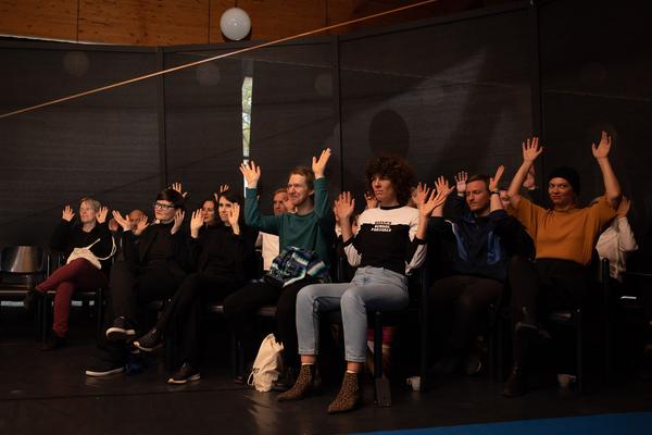 brut wien: irreality.tv - Der Hantologische Kongress (Kempelenpark, 1.11.2019) https://brut-wien.at/de/Programm/Kalender/Programm-2019/Oktober-2019/irreality.tv-DER-HANTOLOGISCHE-KONGRESS | Foto: eSeL Foto: eSeL.at - Lorenz Seidler
