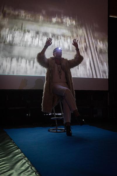 brut wien: irreality.tv - Der Hantologische Kongress (Kempelenpark, 1.11.2019) https://brut-wien.at/de/Programm/Kalender/Programm-2019/Oktober-2019/irreality.tv-DER-HANTOLOGISCHE-KONGRESS | Foto: eSeL Foto: eSeL.at - Lorenz Seidler