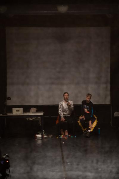 brut wien: irreality.tv - Der Hantologische Kongress (Kempelenpark, 1.11.2019) https://brut-wien.at/de/Programm/Kalender/Programm-2019/Oktober-2019/irreality.tv-DER-HANTOLOGISCHE-KONGRESS | Foto: eSeL Foto: eSeL.at - Lorenz Seidler