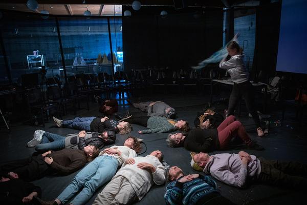 brut wien: irreality.tv - Der Hantologische Kongress (Kempelenpark, 1.11.2019) https://brut-wien.at/de/Programm/Kalender/Programm-2019/Oktober-2019/irreality.tv-DER-HANTOLOGISCHE-KONGRESS | Foto: eSeL Foto: eSeL.at - Lorenz Seidler