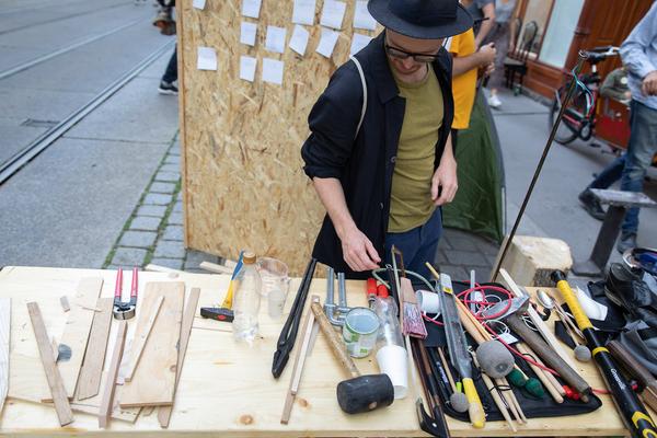Josefstädter Straße: Is this the real life? Is this just fantasy? (KOER, 13.9.2019) https://esel.at/termin/102875 | Foto: eSeL Foto: eSeL.at - Lorenz Seidler