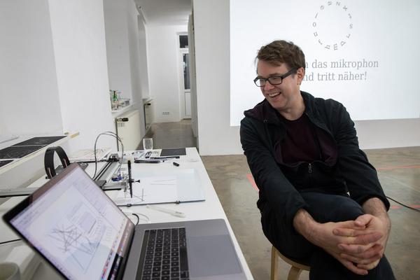 Vienna Art Week 2019: Jörg Piringer - Partikel (Sehsaal 1, 19.11.2019) https://www.viennaartweek.at | Foto: eSeL Foto: eSeL.at - Lorenz Seidler