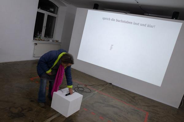 Vienna Art Week 2019: Jörg Piringer - Partikel (Sehsaal 1, 19.11.2019) https://www.viennaartweek.at | Foto: eSeL Foto: eSeL.at - Lorenz Seidler