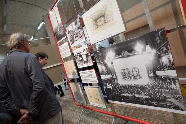 AzW Architekturzentrum Wien: Kalter Krieg und Architektur. Beiträge zur Demokratisierung Österreichs nach 1945 (17.10. - 24.2.2019) https://www.azw.at/de/termin/kalter-krieg-und-architektur | Foto: eSeL Foto: eSeL.at - Lorenz Seidler