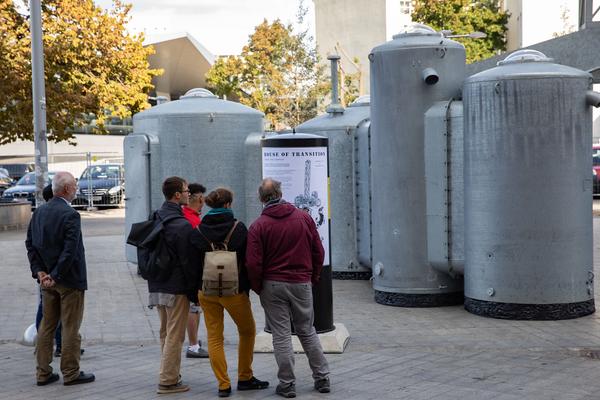KOER: Atelier van Lieshout @ Fokus Favoriten (Eröffnung, 21.9.2019) https://www.koer.or.at/projekte/fokus-favoriten | Foto: eSeL Foto: eSeL.at - Lorenz Seidler