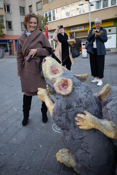 KOER: Ines Doujak @ Fokus Favoriten (Eröffnung, 21.9.2019) https://www.koer.or.at/projekte/fokus-favoriten | Foto: eSeL Foto: eSeL.at - Lorenz Seidler