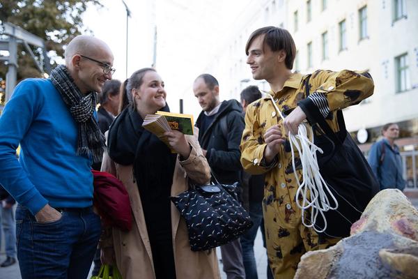 KOER: Ines Doujak @ Fokus Favoriten (Eröffnung, 21.9.2019) https://www.koer.or.at/projekte/fokus-favoriten | Foto: eSeL Foto: eSeL.at - Lorenz Seidler