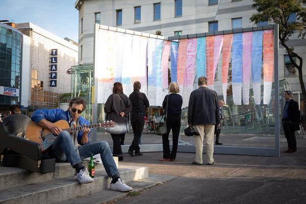 KOER: Department für öffentliche Erscheinungen - " Was haben die anderen, was ich nicht habe? Was habe ich, was die anderen nicht haben?" @ Fokus Favoriten (Eröffnung, 21.9.2019) https://www.koer.or.at/projekte/fokus-favoriten | Foto: eSeL Foto: eSeL.at - Lorenz Seidler