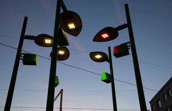 KOER: Alicia Framis - Street Lights @ Fokus Favoriten (Eröffnung, 21.9.2019) https://www.koer.or.at/projekte/fokus-favoriten | Foto: eSeL Foto: eSeL.at - Lorenz Seidler